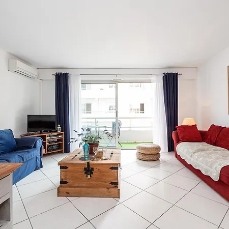 New 2 Bed In Antibes, 5 Min Walk To The Apartment Antibes